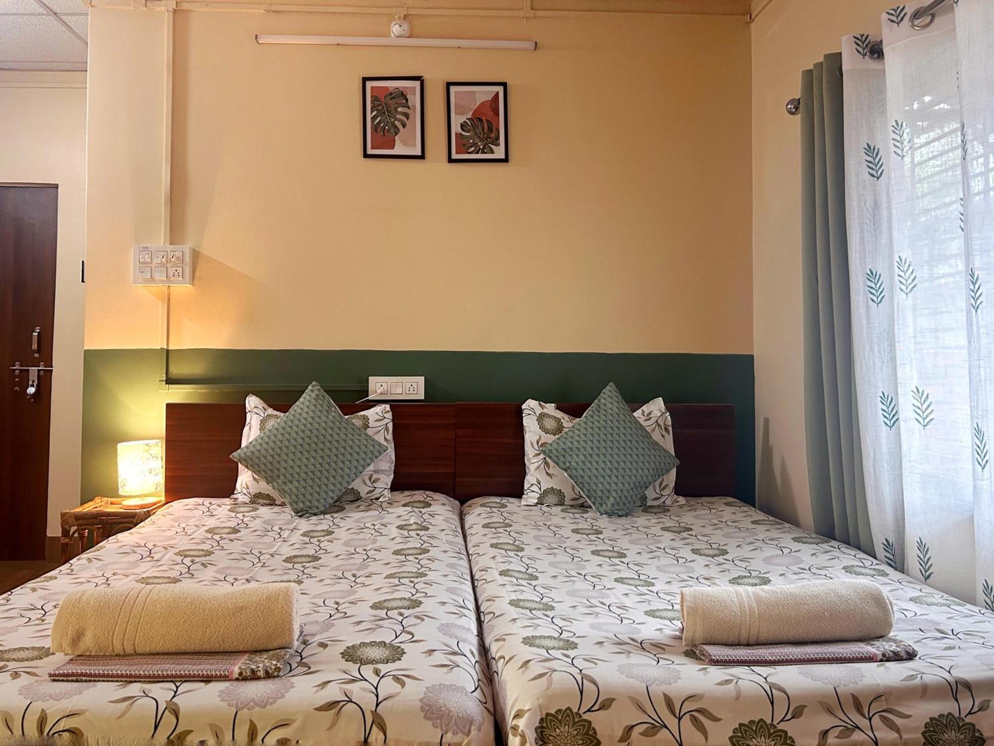 Mulaqat Homestay Siliguri Exterior foto
